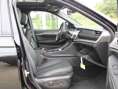 2027 Jeep Grand Cherokee L Limited Reserve