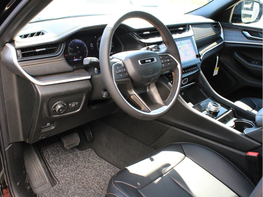 2026 Jeep Grand Cherokee L 85th Anniversary Edition