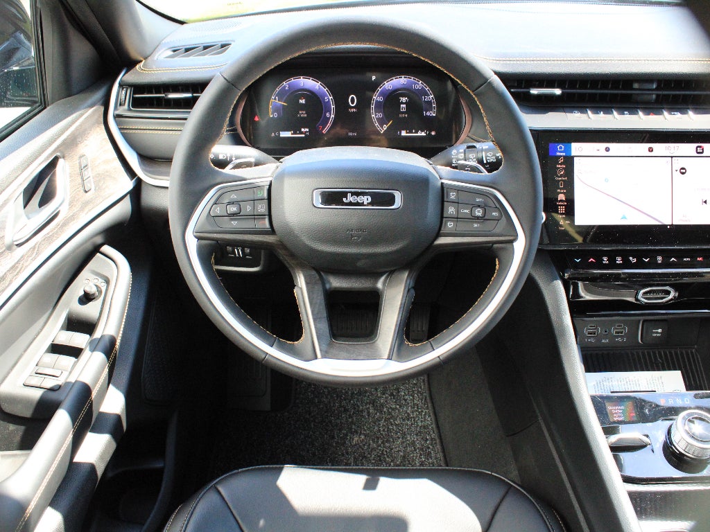 2026 Jeep Grand Cherokee L 85th Anniversary Edition