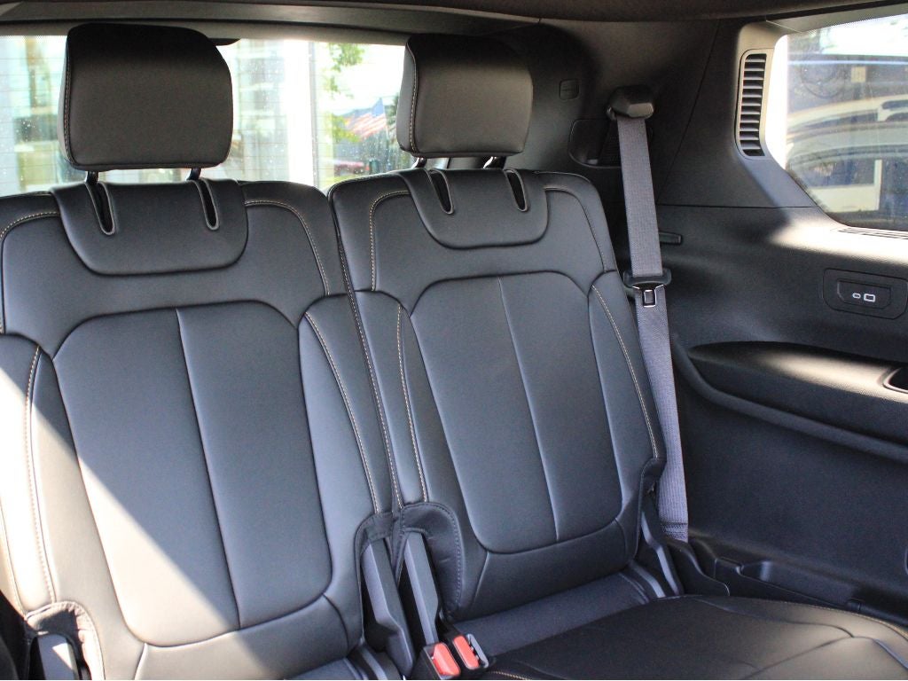 2026 Jeep Grand Cherokee L 85th Anniversary Edition