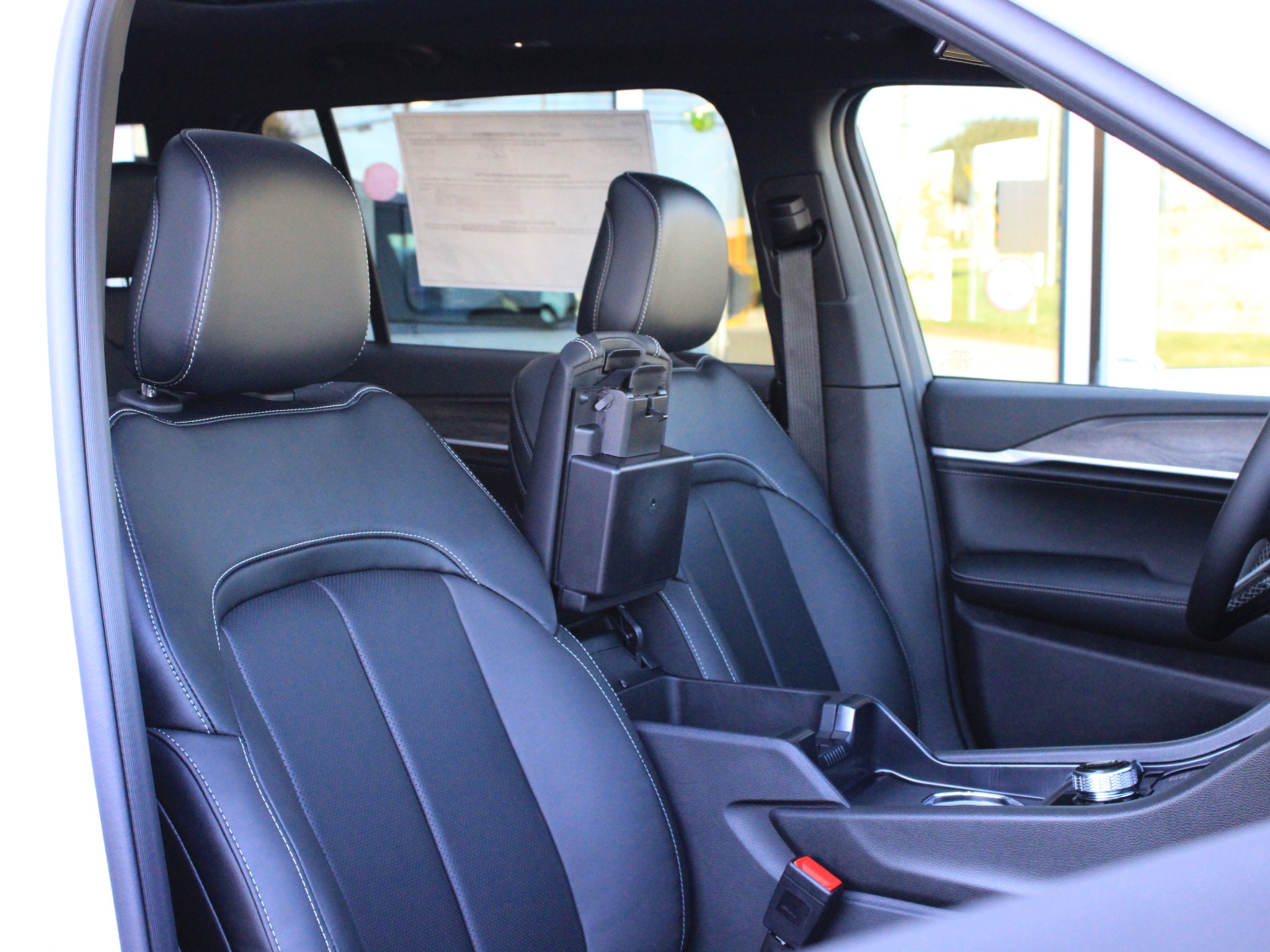 2027 Jeep Grand Cherokee L Limited Reserve