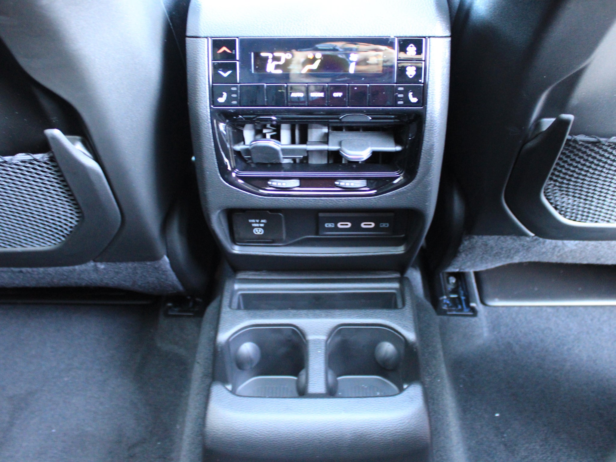 2027 Jeep Grand Cherokee L Limited Reserve