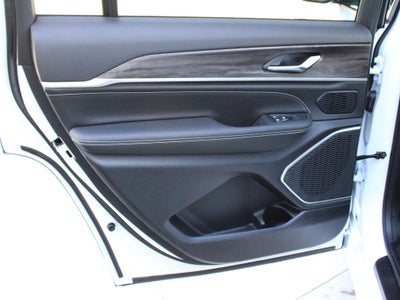 2027 Jeep Grand Cherokee L Limited Reserve