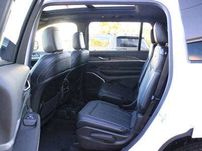 2027 Jeep Grand Cherokee L Limited Reserve