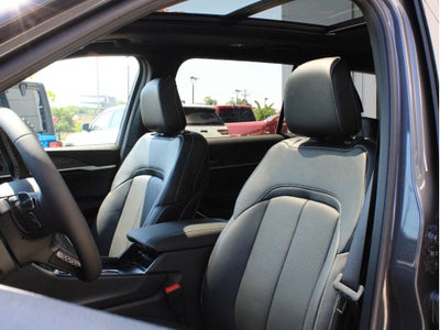 2026 Jeep Grand Cherokee L Limited Reserve