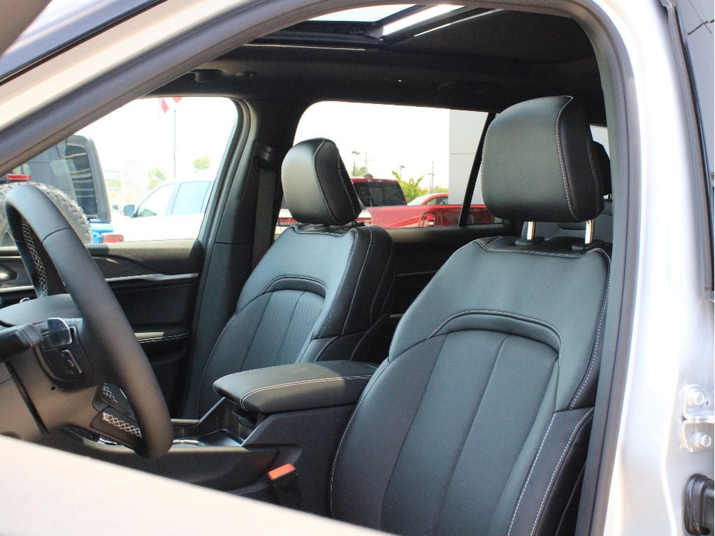 2026 Jeep Grand Cherokee L Limited Reserve