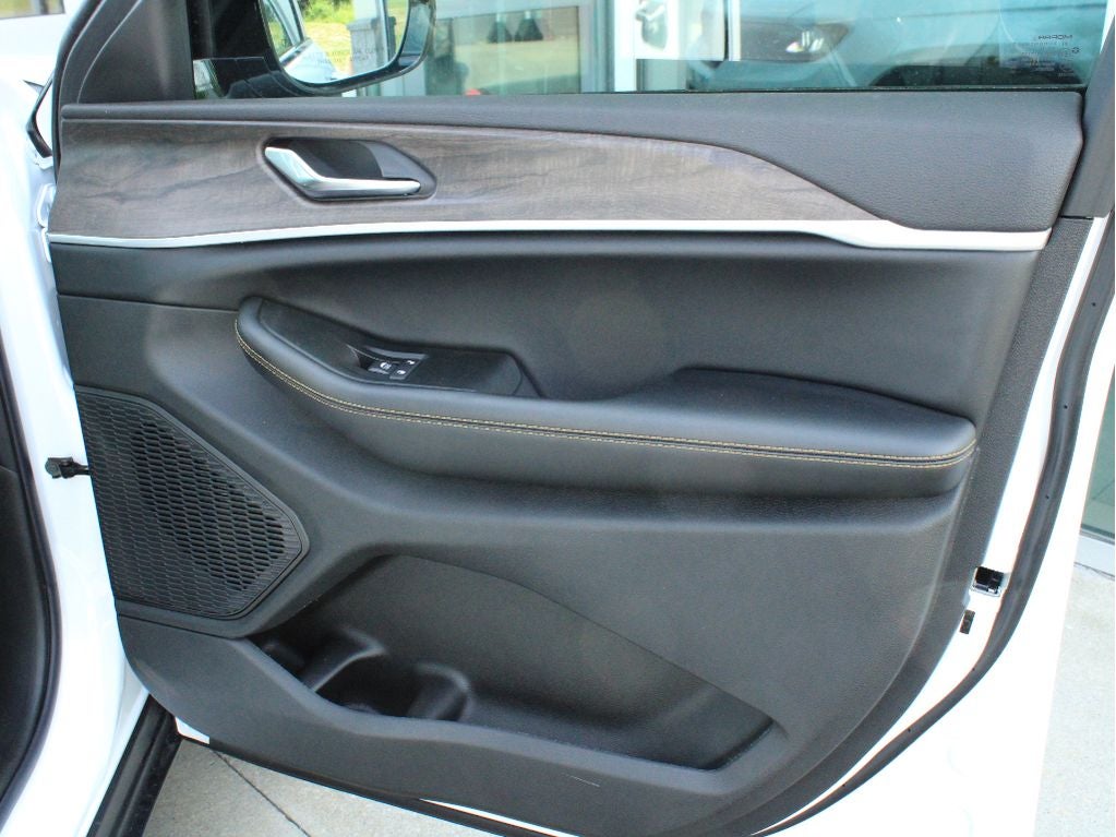 2026 Jeep Grand Cherokee L 85th Anniversary Edition