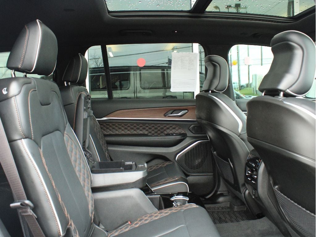 2025 Jeep Grand Cherokee L Summit