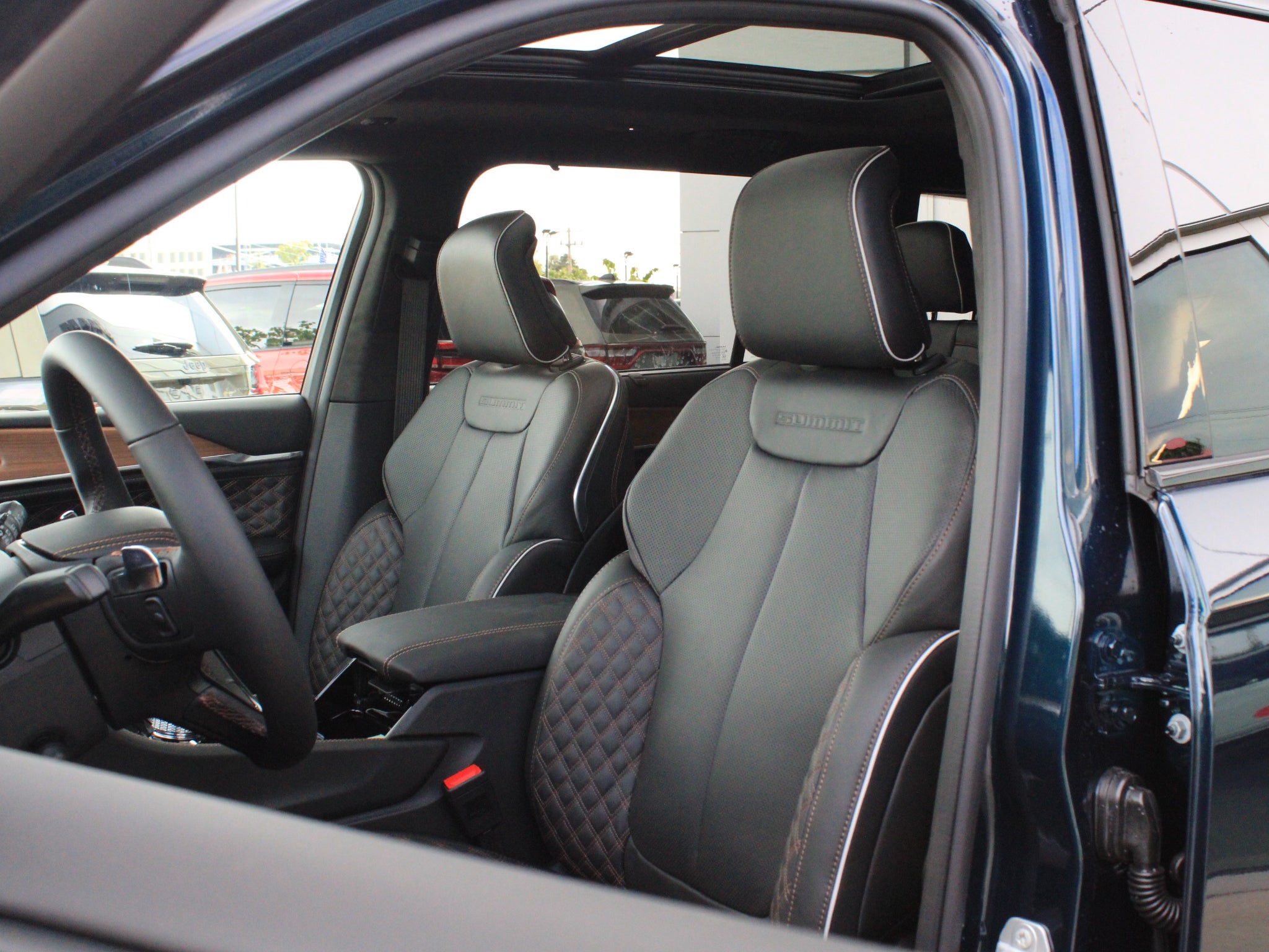 2027 Jeep Grand Cherokee L Summit
