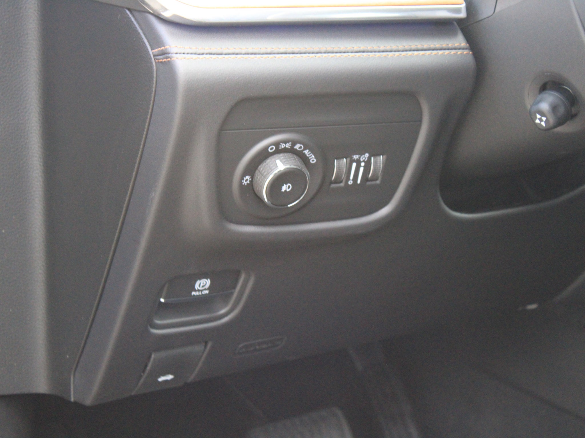 2027 Jeep Grand Cherokee L Summit