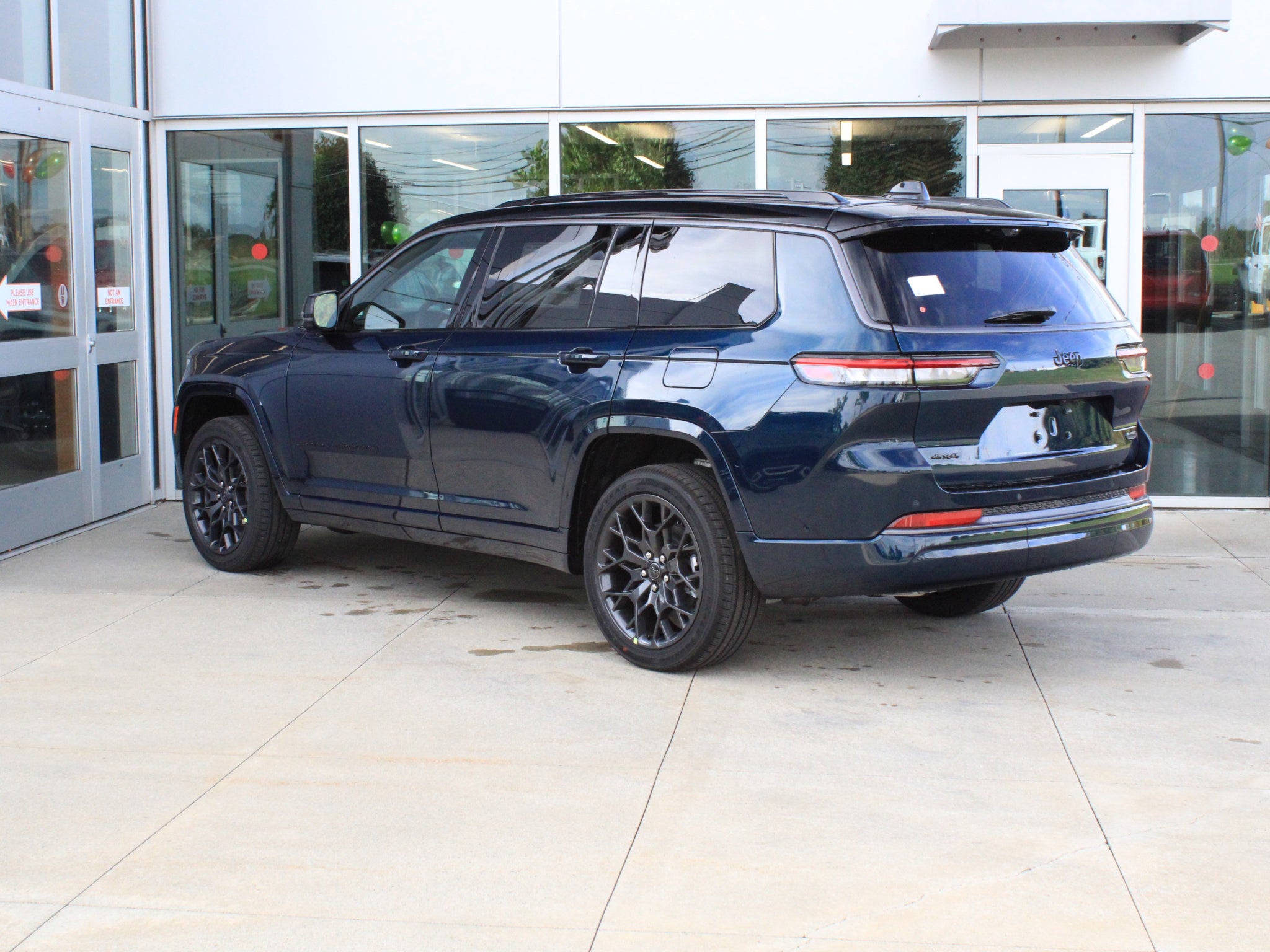 2027 Jeep Grand Cherokee L Summit