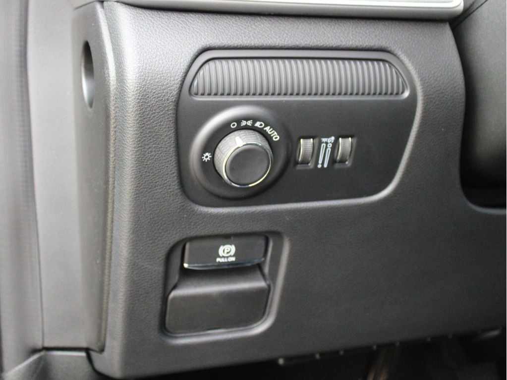 2026 Jeep Grand Wagoneer Base