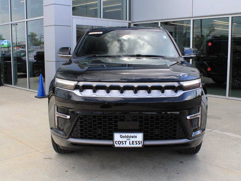2026 Jeep Grand Wagoneer Base