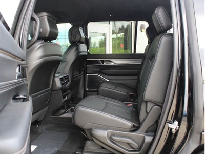 2026 Jeep Grand Wagoneer Base