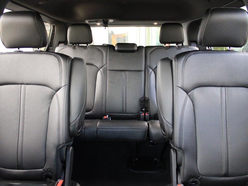 2026 Jeep Grand Wagoneer Base