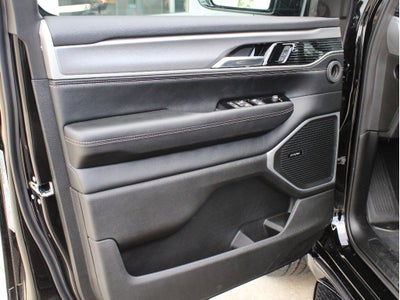 2026 Jeep Grand Wagoneer Base