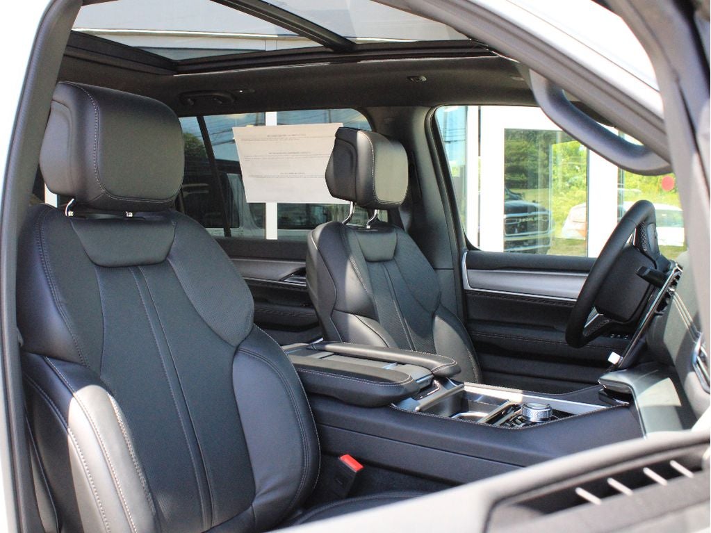 2026 Jeep Grand Wagoneer Upland