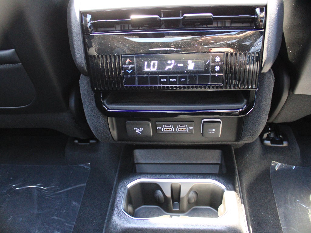 2026 Jeep Grand Wagoneer Upland