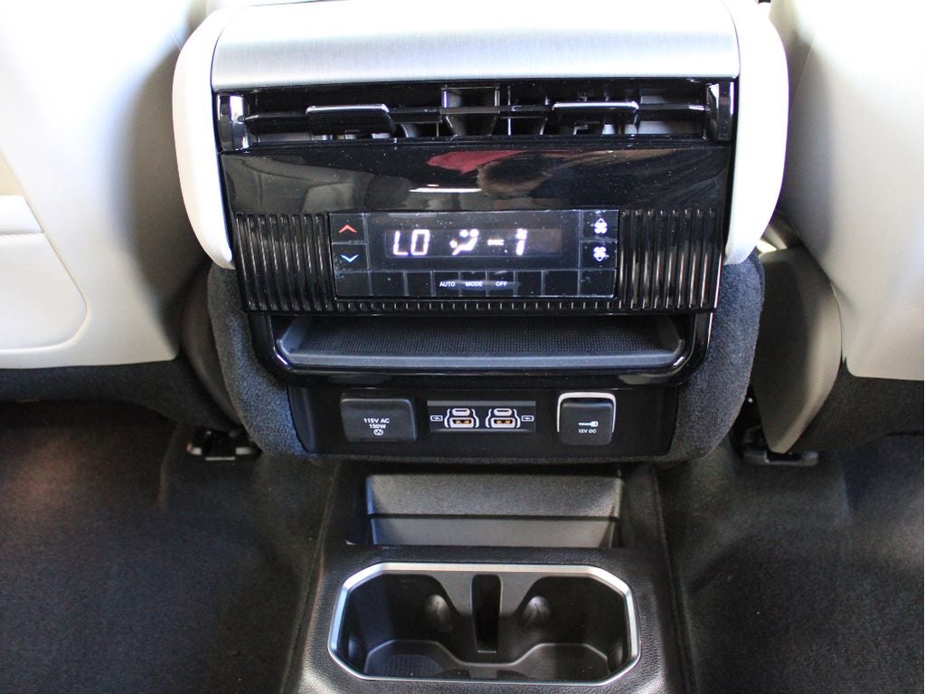 2026 Jeep Grand Wagoneer Base