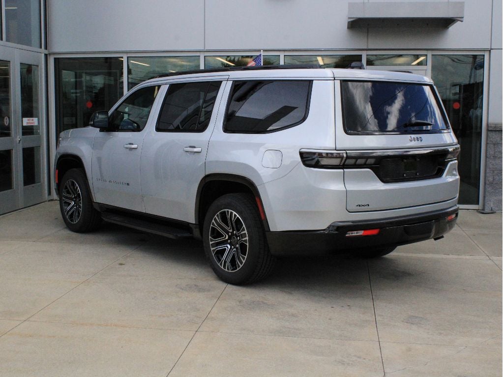 2026 Jeep Grand Wagoneer Base