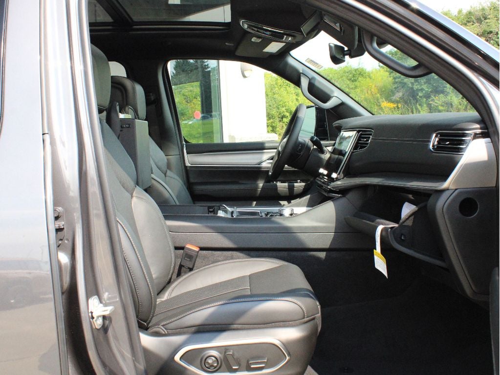 2026 Jeep Grand Wagoneer Upland