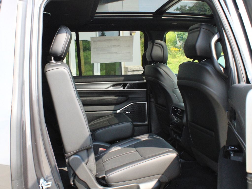 2026 Jeep Grand Wagoneer Upland