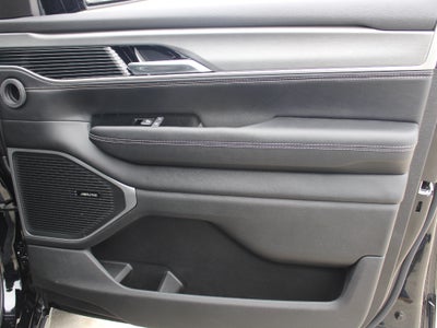 2026 Jeep Grand Wagoneer Base