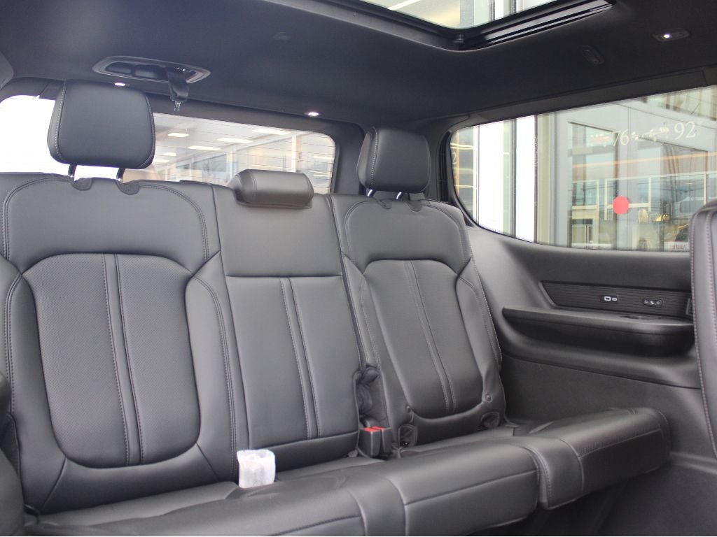 2026 Jeep Grand Wagoneer Base