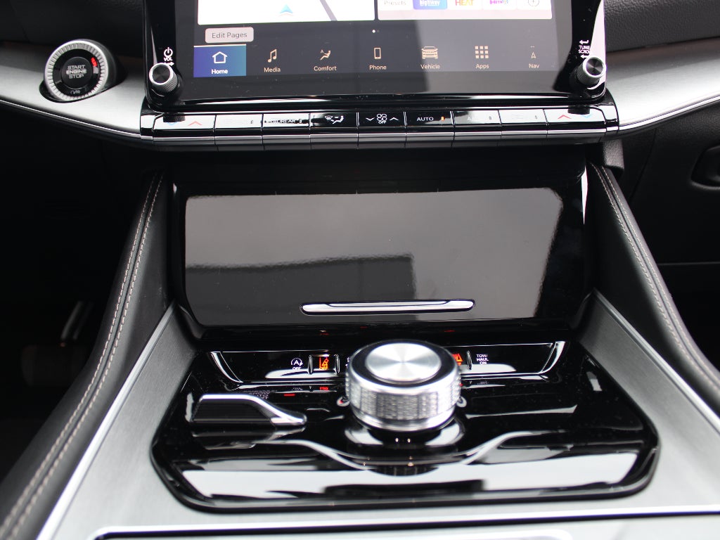 2026 Jeep Grand Wagoneer Base