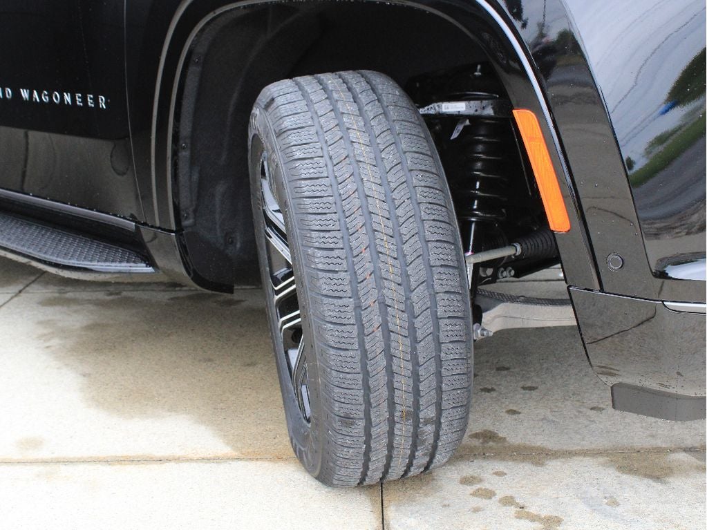 2026 Jeep Grand Wagoneer Base