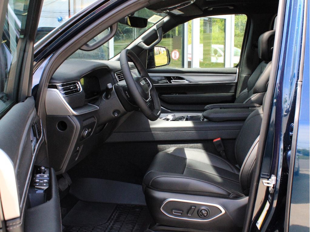 2026 Jeep Grand Wagoneer Upland