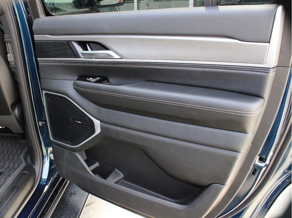 2026 Jeep Grand Wagoneer Upland