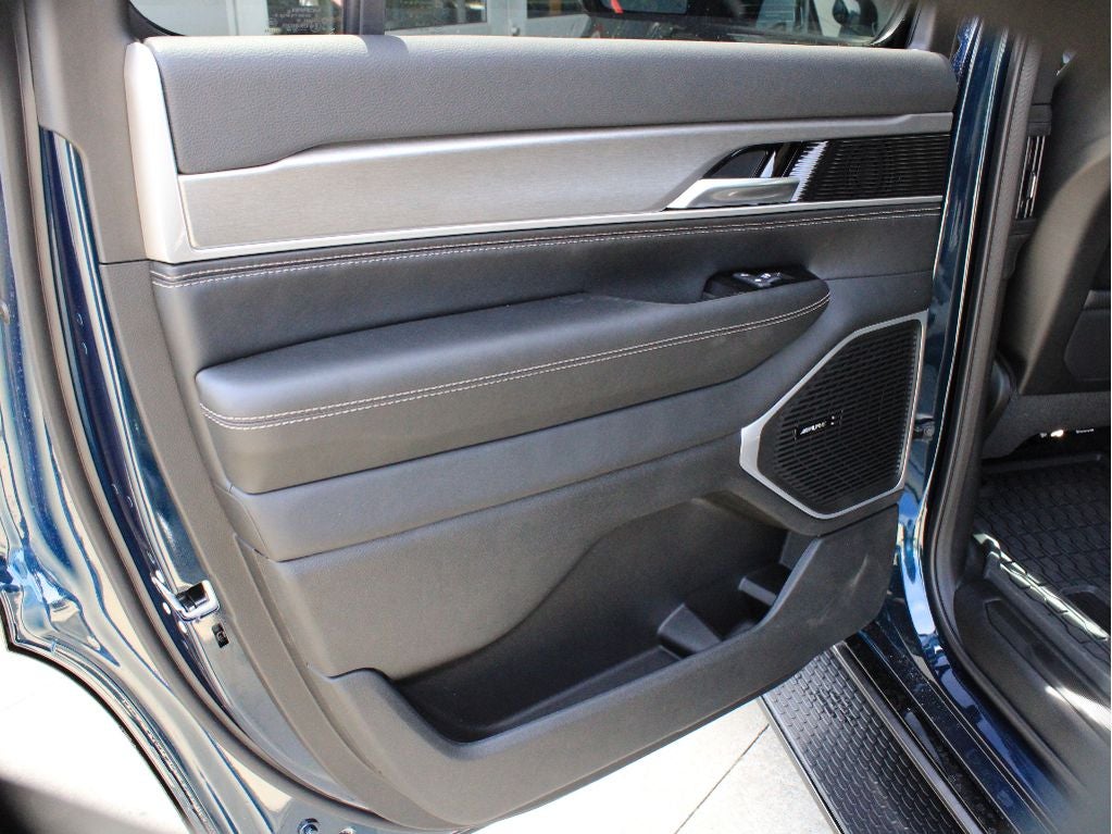 2026 Jeep Grand Wagoneer Upland