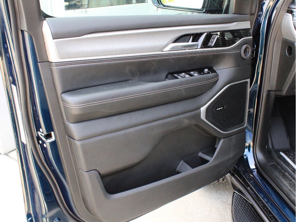 2026 Jeep Grand Wagoneer Upland