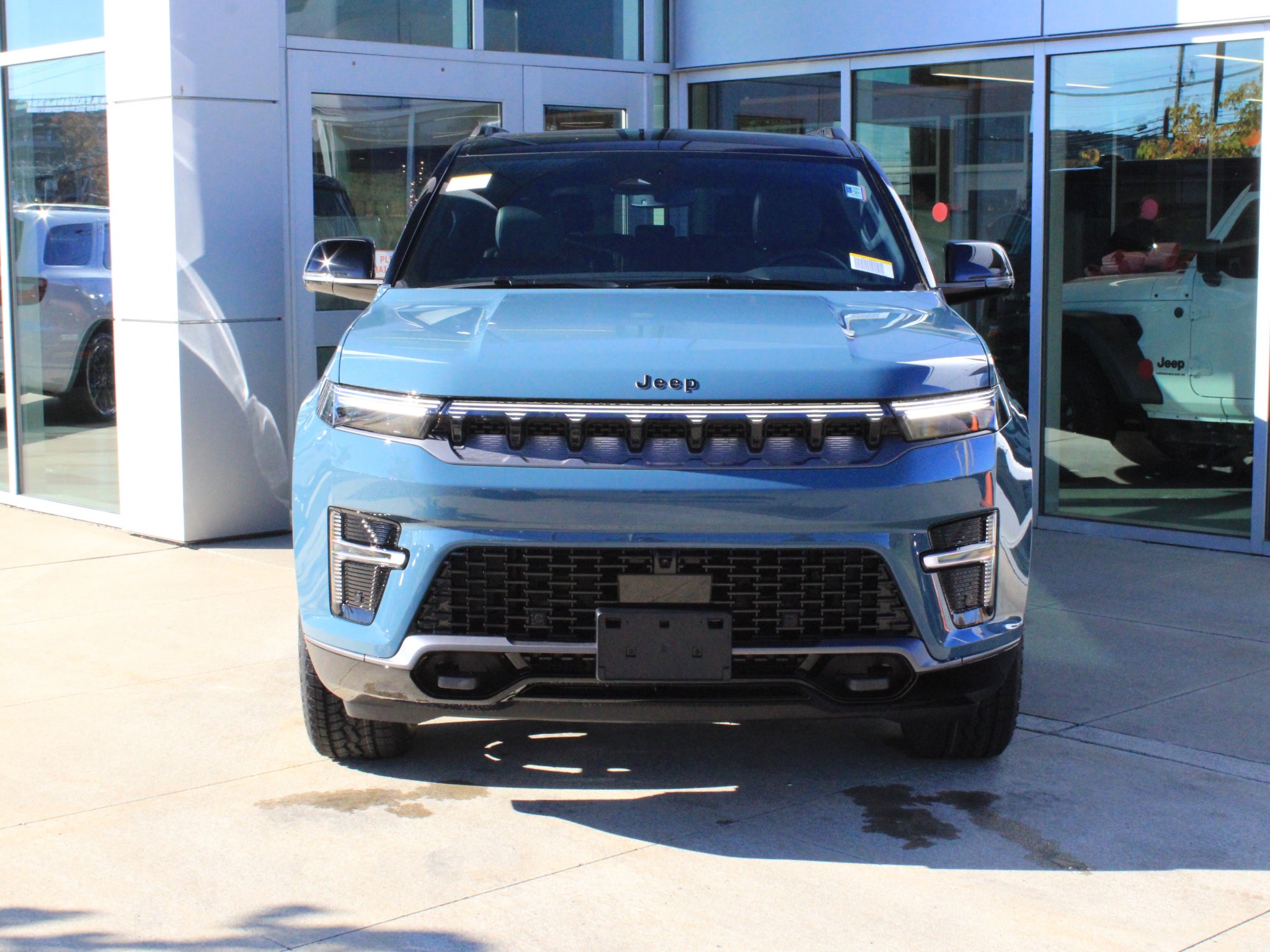 2027 Jeep Grand Wagoneer Upland