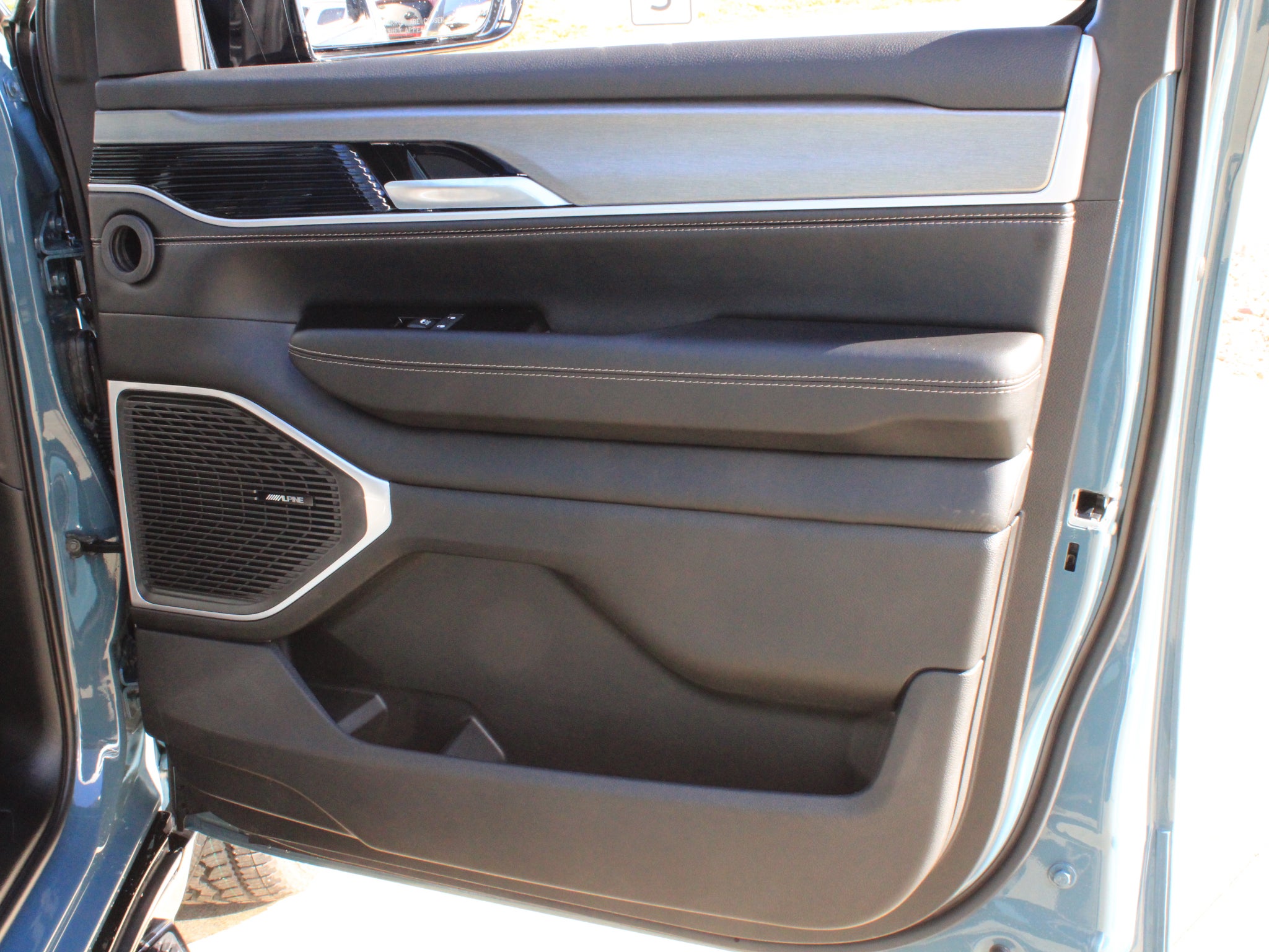 2027 Jeep Grand Wagoneer Upland