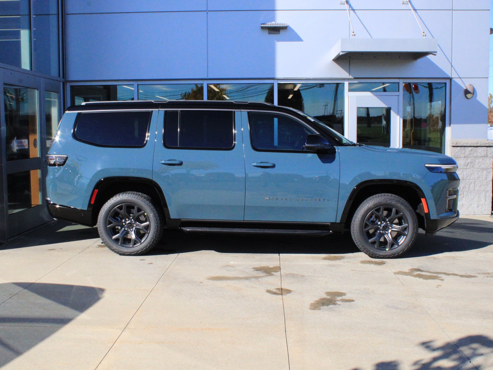 2027 Jeep Grand Wagoneer Upland