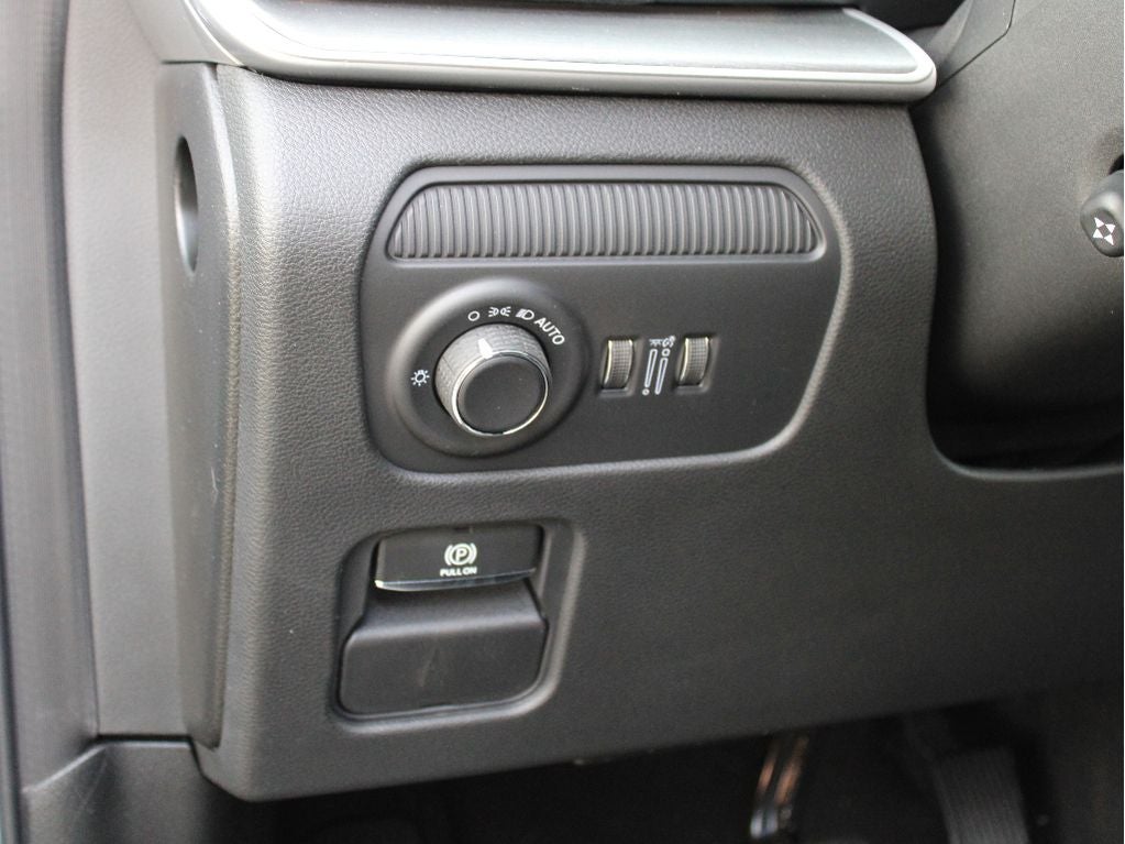 2026 Jeep Grand Wagoneer Base
