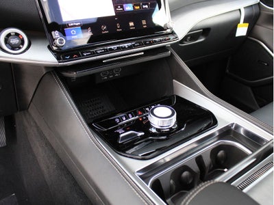 2026 Jeep Grand Wagoneer Base