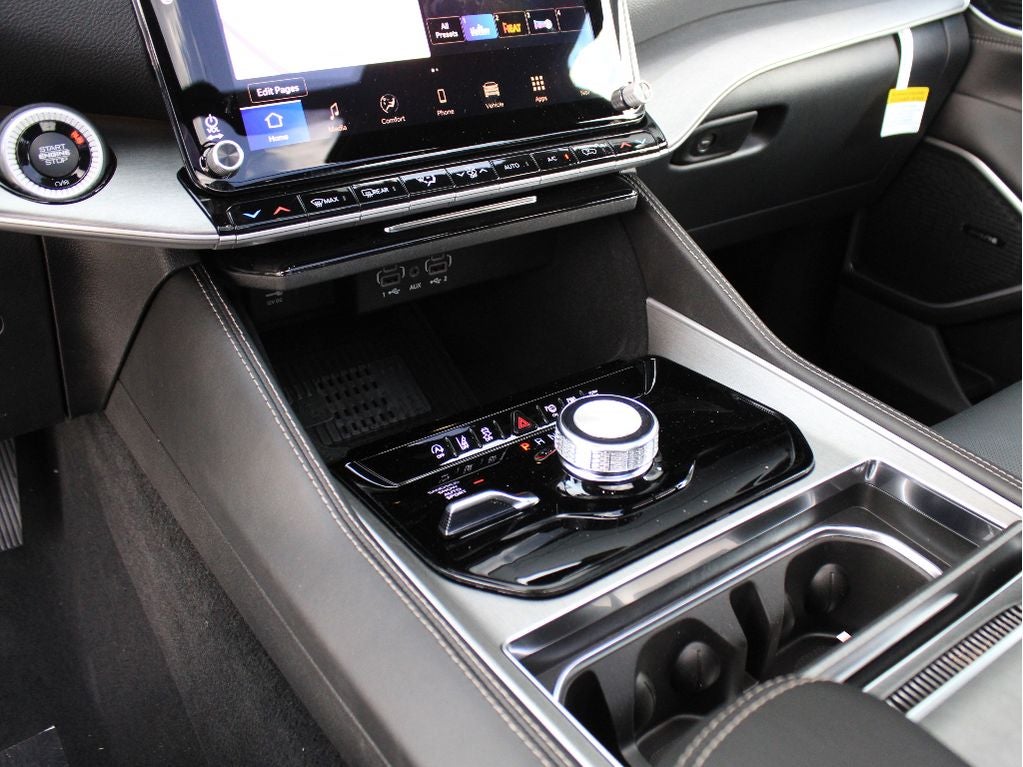 2026 Jeep Grand Wagoneer Base