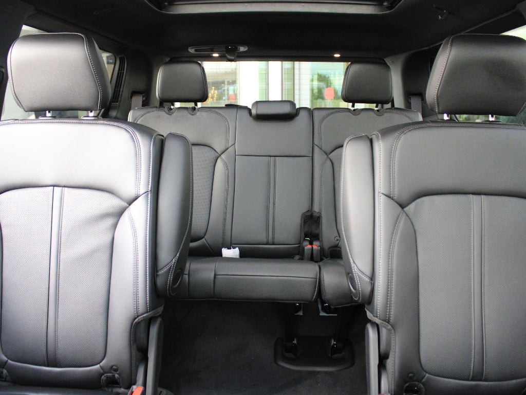 2026 Jeep Grand Wagoneer Base