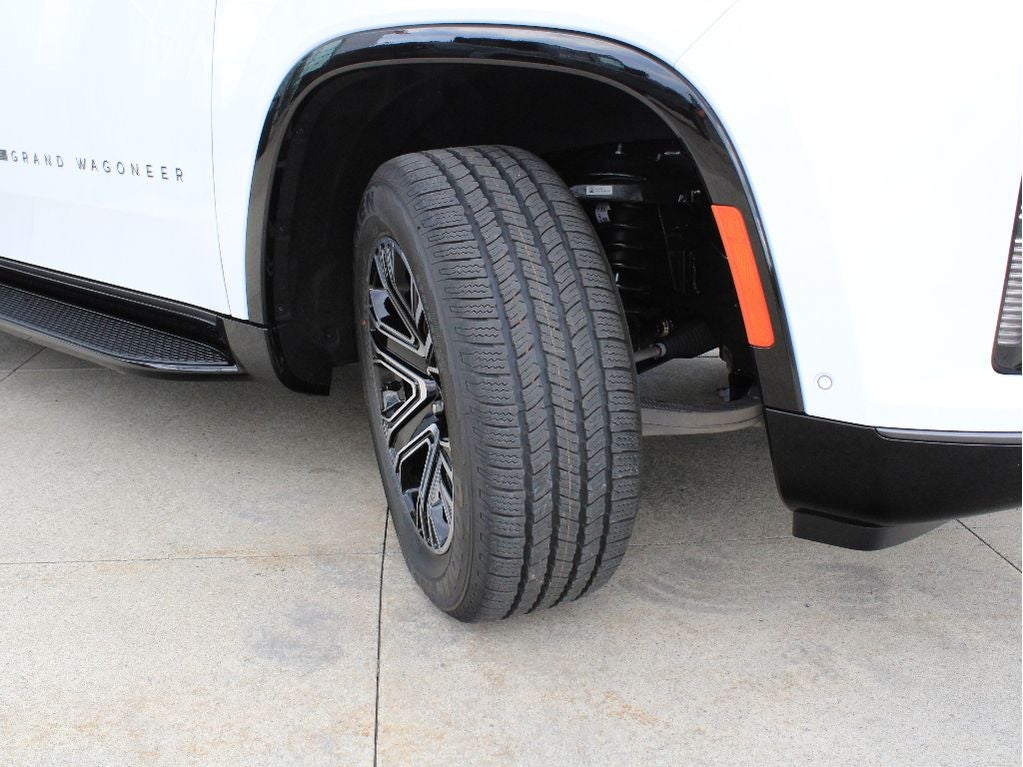 2026 Jeep Grand Wagoneer Base