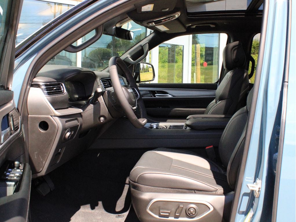 2026 Jeep Grand Wagoneer Upland