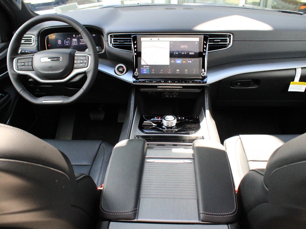 2026 Jeep Grand Wagoneer Base
