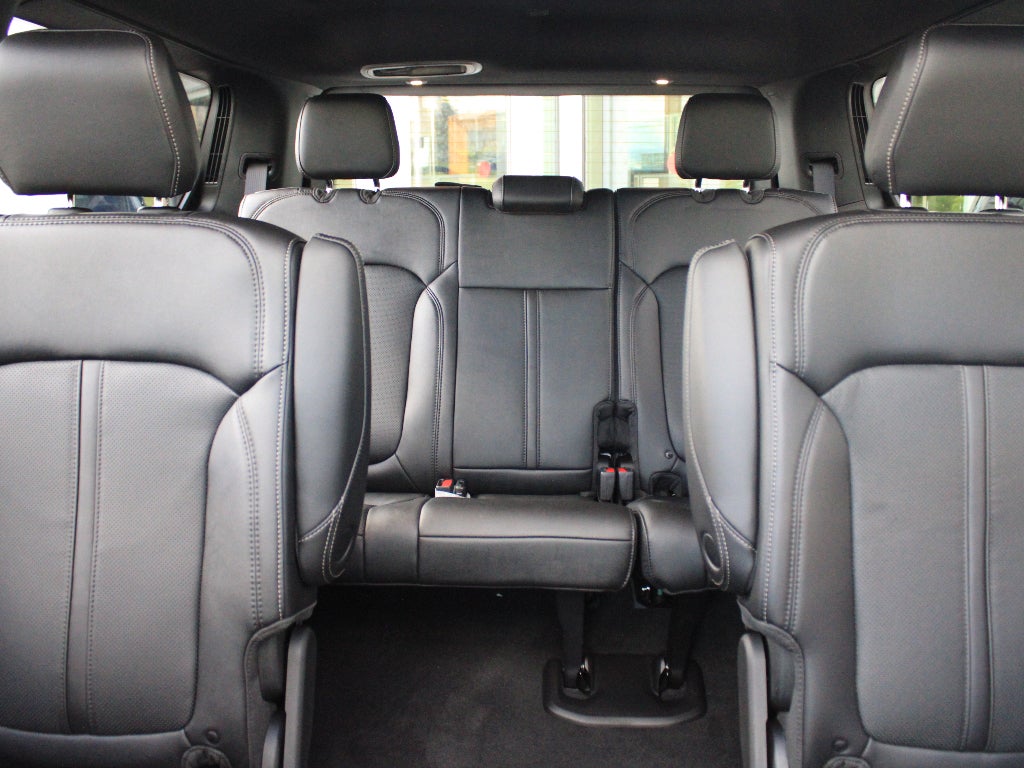 2026 Jeep Grand Wagoneer Base