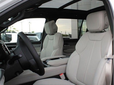 2026 Jeep Grand Wagoneer Base
