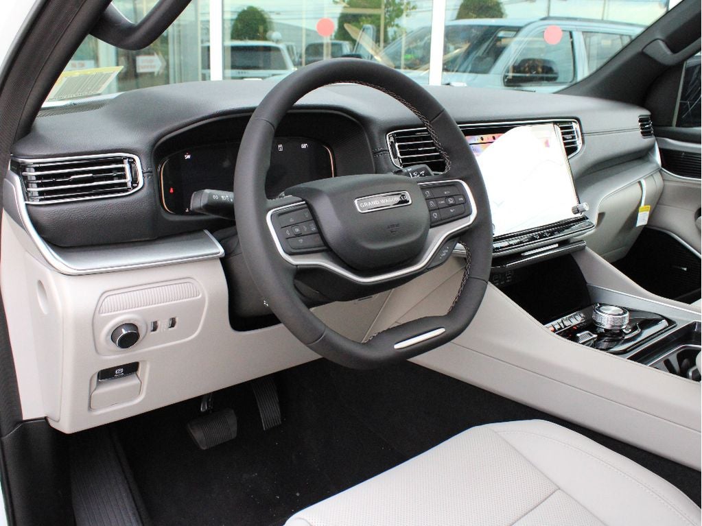 2026 Jeep Grand Wagoneer Base