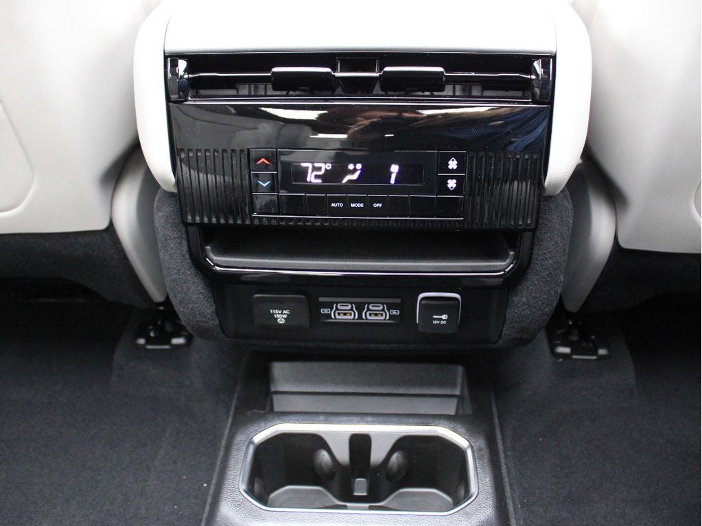 2026 Jeep Grand Wagoneer Base