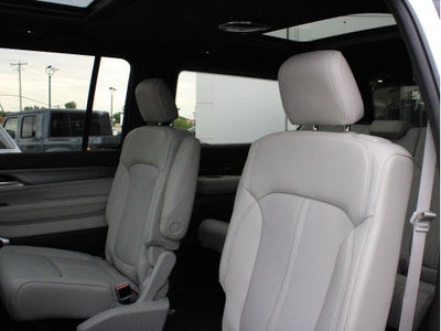 2026 Jeep Grand Wagoneer Base