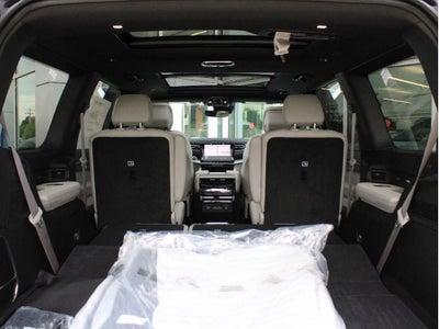 2026 Jeep Grand Wagoneer Base
